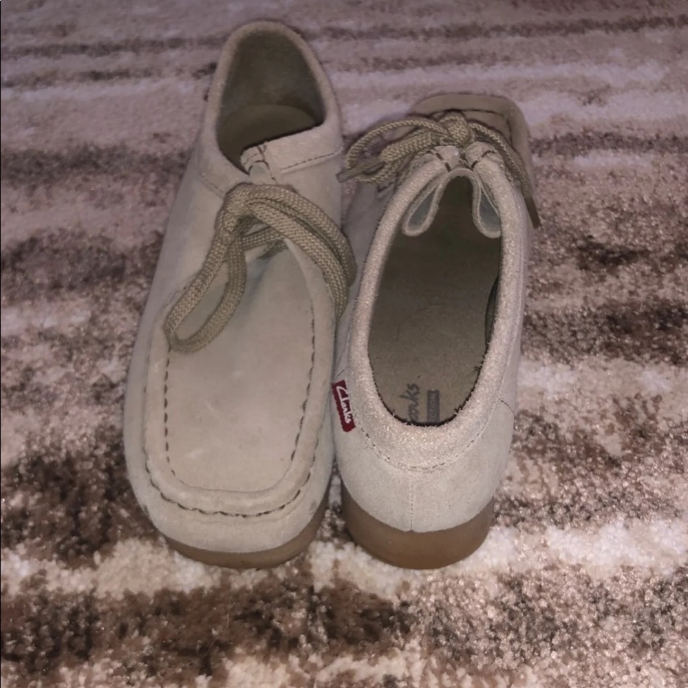 Women’s Clark Wallabees